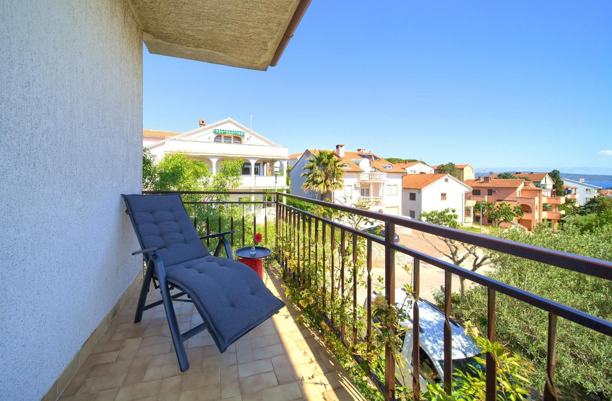 Apartment Lela Krk Town Exterior photo